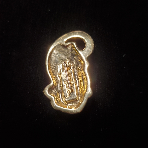 Lilly Pulizter Jaguar Leopard Scarf Lapel Pin Brooch - Picture 3 of 4